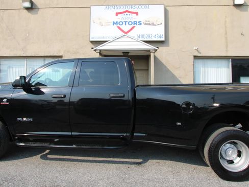 Used 2022 RAM 3500 Tradesman AWD/4WD image 5