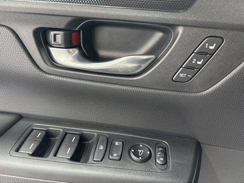 Used 2025 Honda CR-V Sport-L image 30