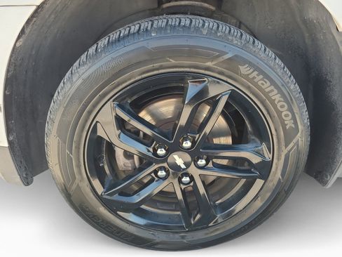 Used 2017 Chevrolet Equinox LT w/ Sport Edition AWD/4WD image 11