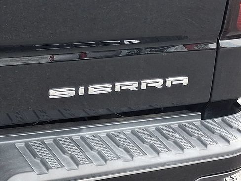 Used 2022 GMC Sierra 1500 Denali AWD/4WD image 32
