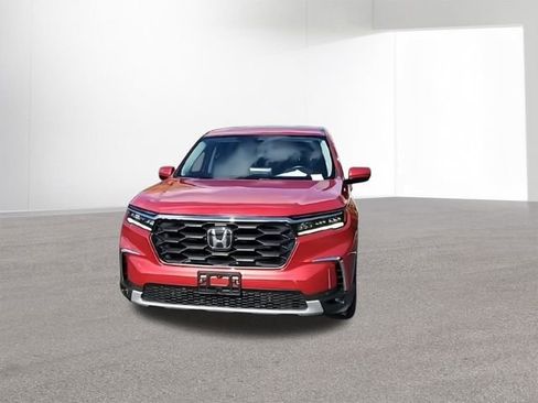 Used 2023 Honda Pilot EX-L image 3