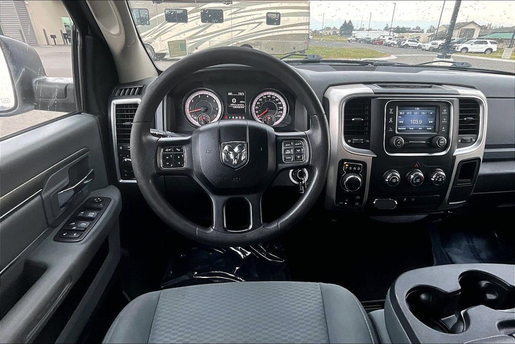 Used 2020 RAM 1500 Classic SLT AWD/4WD image 5