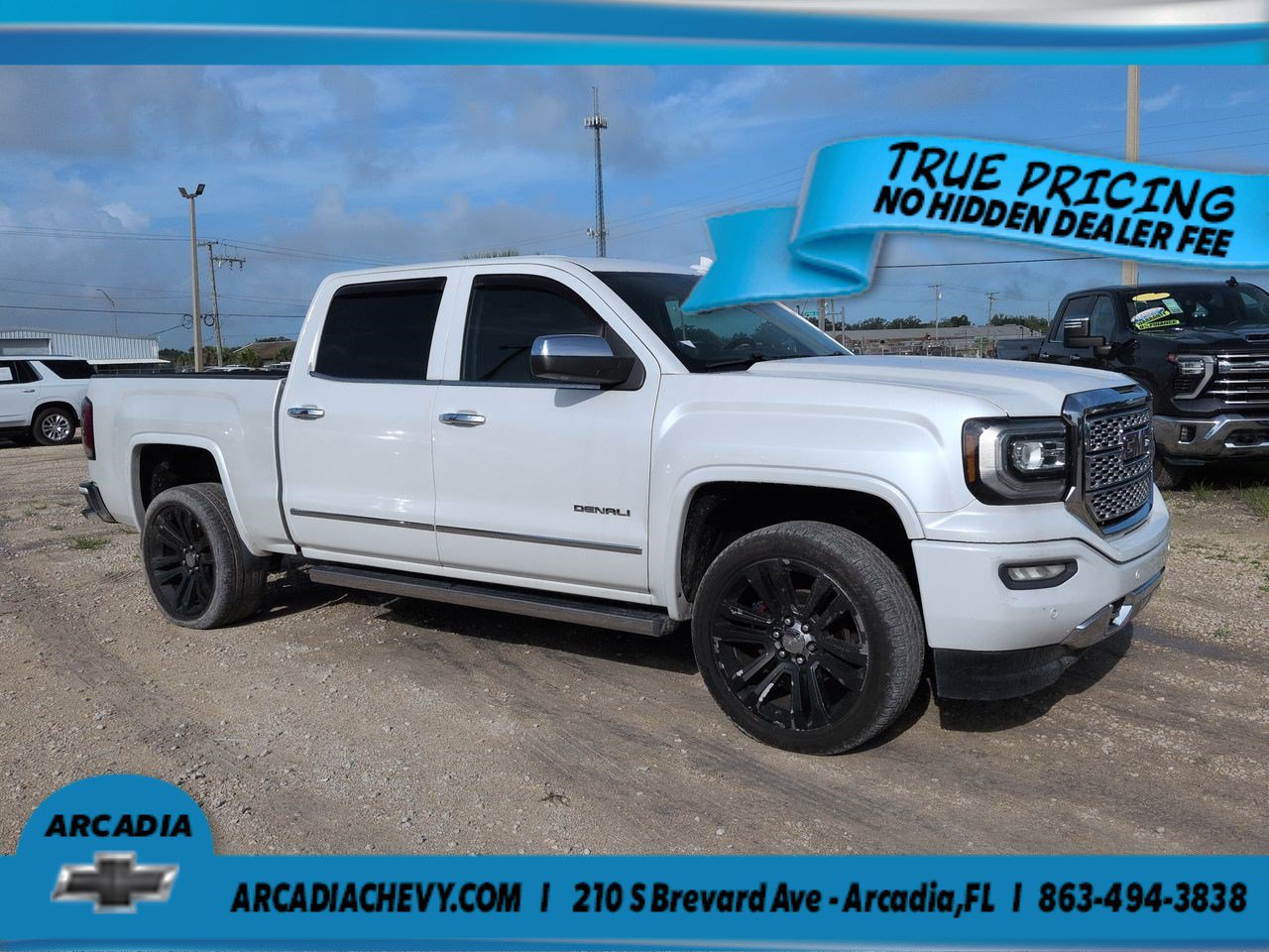 Used 2017 GMC Sierra 1500 Denali w/ Denali Ultimate Package AWD/4WD image 2