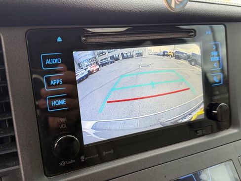 Used 2017 Toyota Sienna XLE w/ XLE Navigation Package image 30