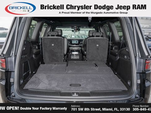 New 2025 Jeep Wagoneer Series II w/ Convenience Group I image 10