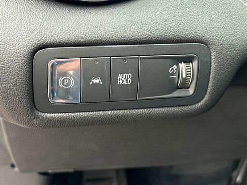 Used 2024 Chevrolet Blazer EV LT AWD/4WD image 14