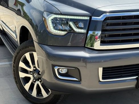 Used 2021 Toyota Sequoia Limited w/ Safety & Convenience Package RWD image 4