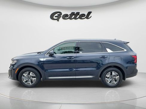 Used 2023 Kia Sorento EX w/ Panoramic Sunroof Package FWD image 7