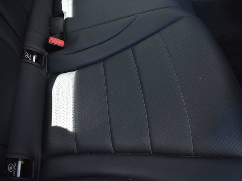 Used 2018 Mercedes-Benz C 300 4MATIC Sedan image 26