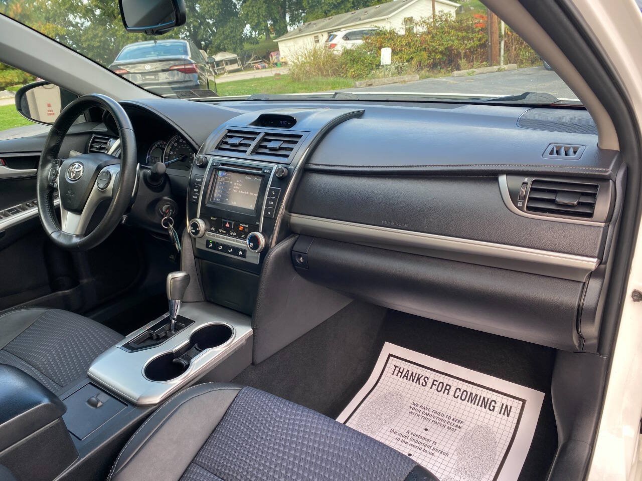 Used 2013 Toyota Camry SE FWD image 31