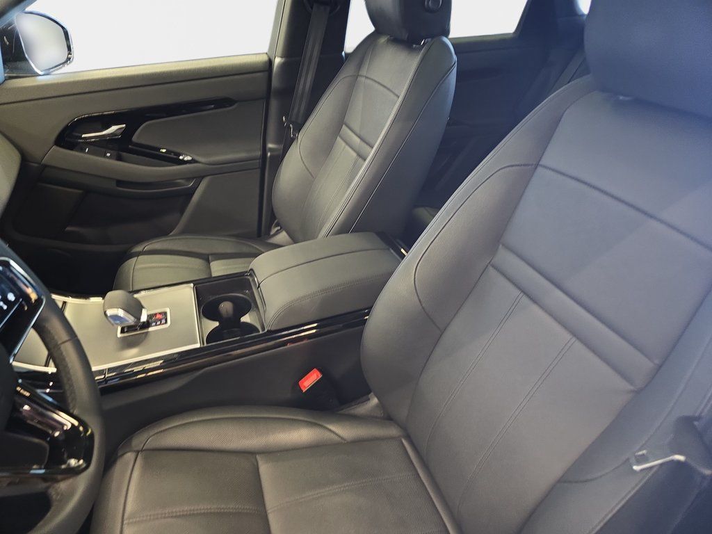 Certified 2026 Land Rover Range Rover Evoque S AWD/4WD image 18