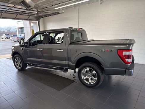 Used 2023 Ford F150 Lariat w/ Trailer Tow Package image 5