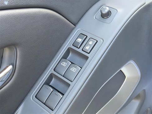 New 2026 Nissan Frontier SV w/ All-Weather Content Package image 17