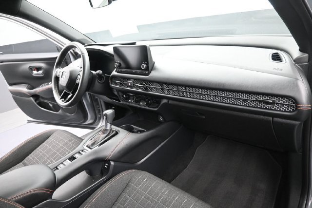 Certified 2024 Honda HR-V Sport image 3