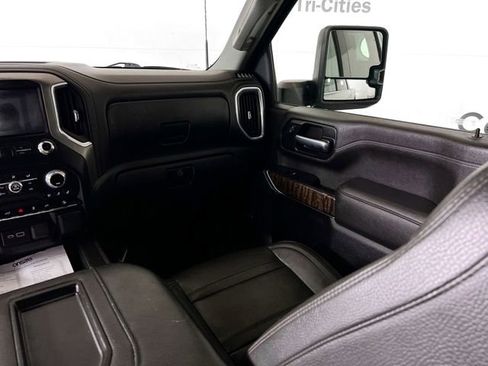 Used 2021 GMC Sierra 3500 Denali w/ Denali Ultimate Package image 27