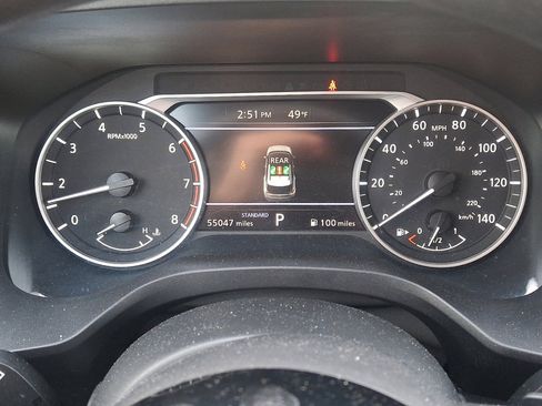 Used 2023 Nissan Rogue SV image 25