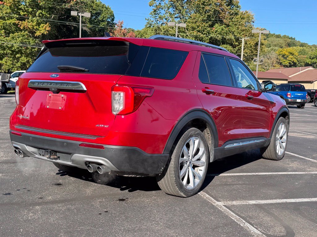 Used 2023 Ford Explorer Platinum w/ Technology Package AWD/4WD image 6