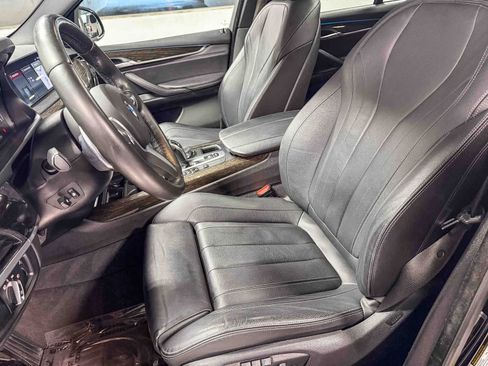 Used 2018 BMW X5 xDrive35i w/ M Sport Package AWD/4WD image 18
