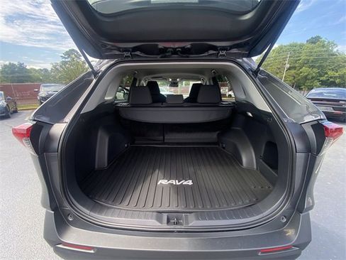 Used 2025 Toyota RAV4 LE image 22