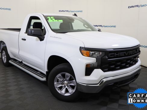 Used 2025 Chevrolet Silverado 1500 W/T image 2