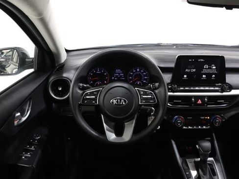 Used 2019 Kia Forte LXS FWD image 13