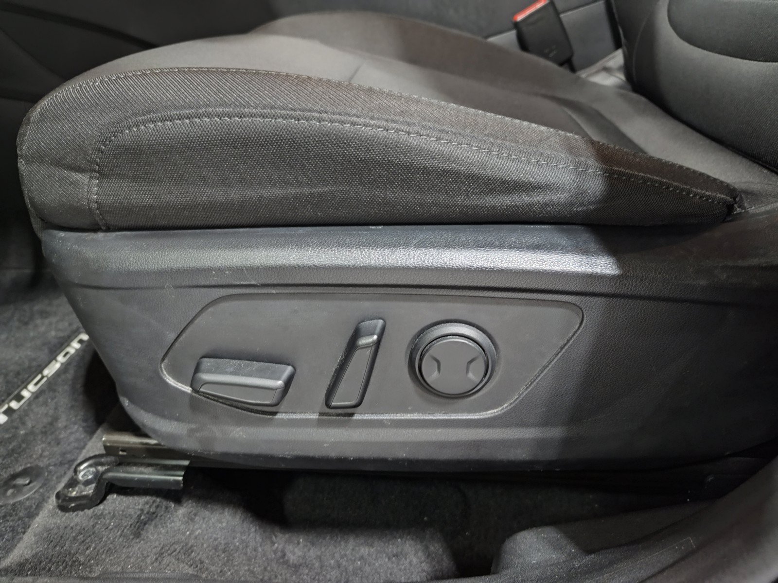 Certified 2023 Hyundai Tucson SEL AWD/4WD image 29