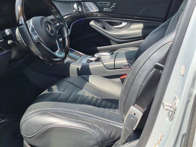Used 2019 Mercedes-Benz S 560 Sedan image 16