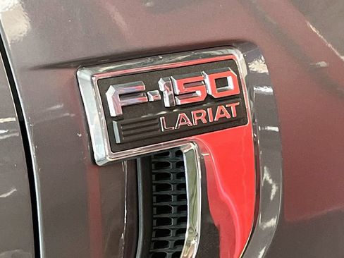 Used 2022 Ford F150 Lariat AWD/4WD image 34