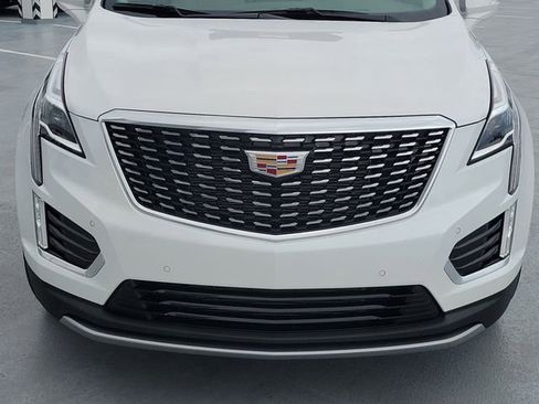 Used 2023 Cadillac XT5 Premium Luxury image 9