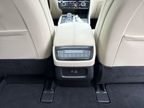 Used 2025 INFINITI QX60 Luxe w/ Vision Package FWD image 19
