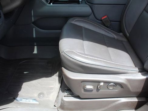 Used 2023 GMC Yukon Denali w/ Denali Reserve Package RWD image 45