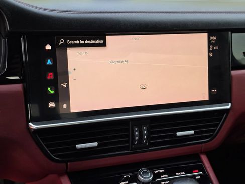 Certified 2023 Porsche Cayenne Coupe AWD/4WD image 25