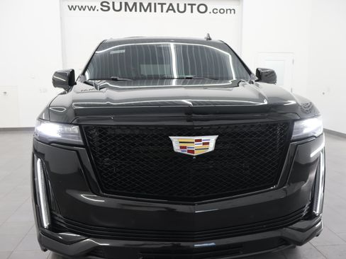 Used 2021 Cadillac Escalade Sport Platinum AWD/4WD image 38