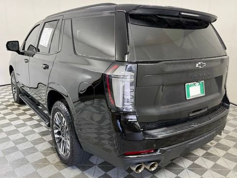 Used 2025 Chevrolet Tahoe Z71 w/ Comfort Package AWD/4WD image 4