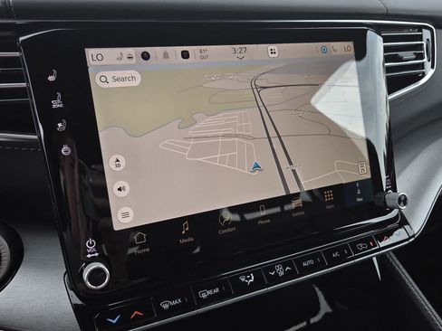 New 2026 Jeep Grand Wagoneer L Limited AWD/4WD image 7