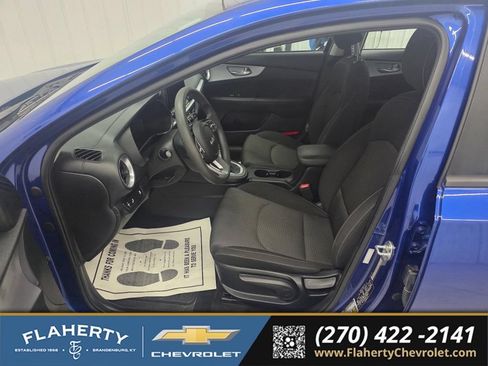 Used 2024 Kia Forte LXS w/ LXS Technology Package FWD image 8
