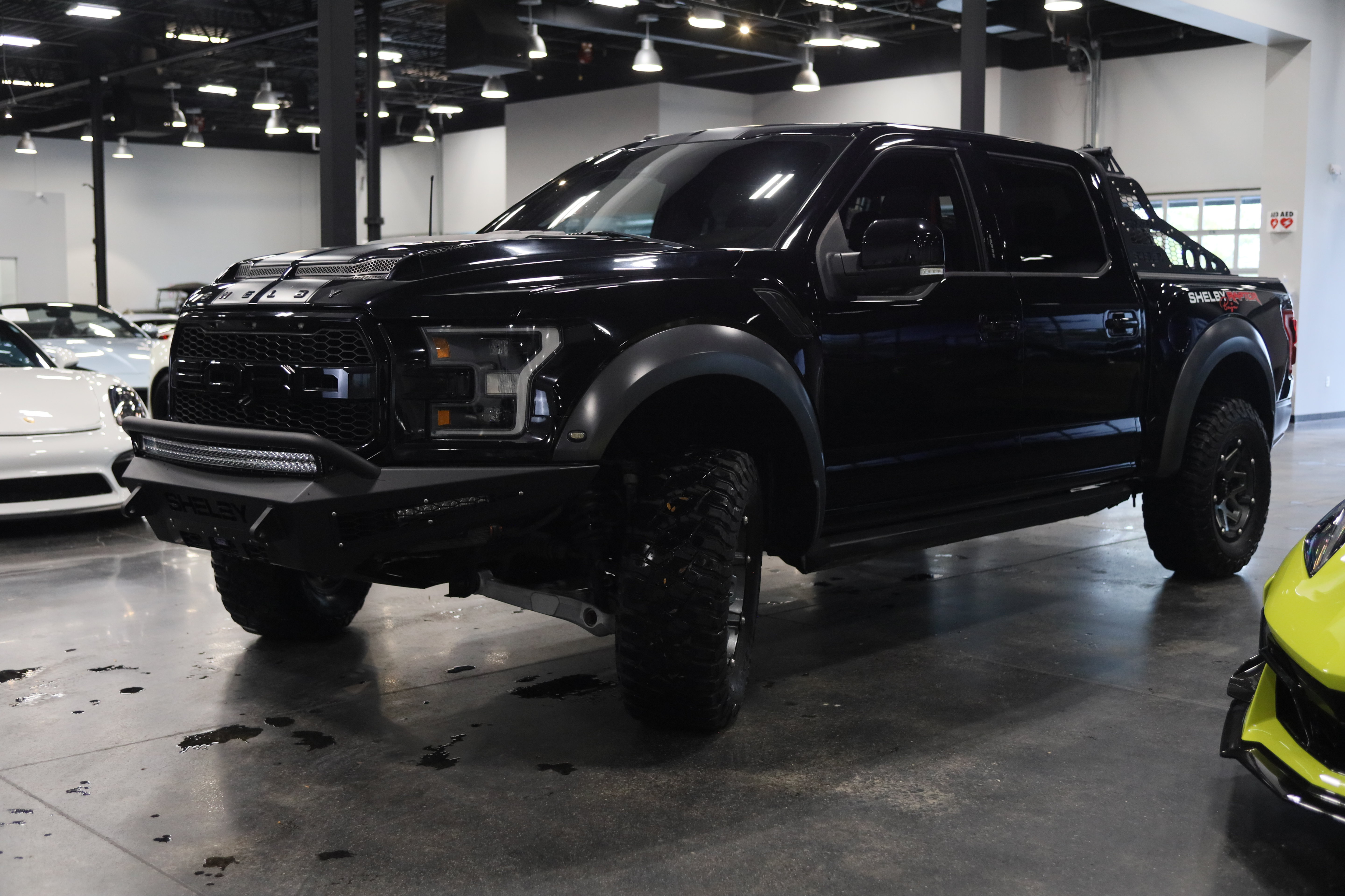 Used 2018 Ford F150 Raptor w/ Equipment Group 802A Luxury AWD/4WD image 3