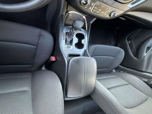 Used 2024 Chevrolet Malibu LT FWD image 24