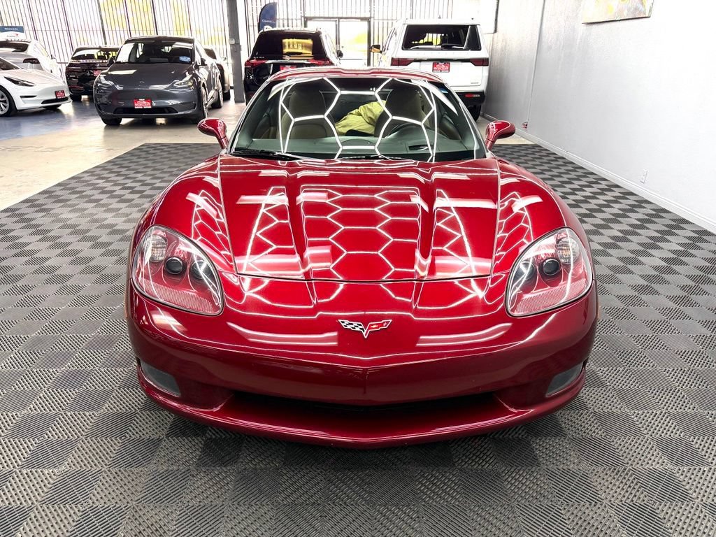 Used 2007 Chevrolet Corvette Coupe w/ Preferred Equipment Group RWD image 6