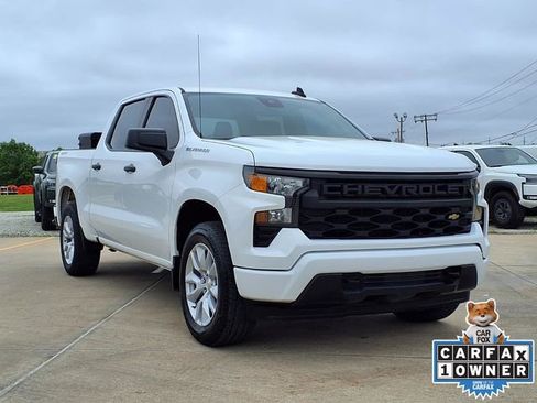 Used 2023 Chevrolet Silverado 1500 Custom AWD/4WD image 17