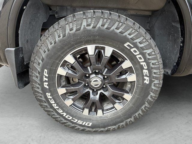 Used 2017 Nissan Titan PRO-4X AWD/4WD image 23