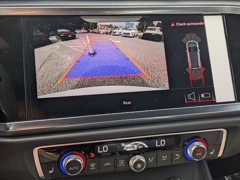 New 2025 Audi Q3 2.0T Premium image 12