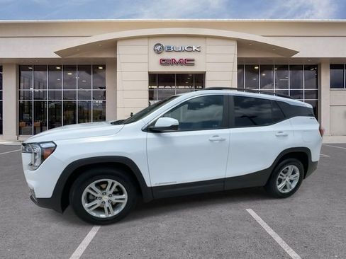 Certified 2023 GMC Terrain SLE w/ Driver Convenience Package FWD image 7