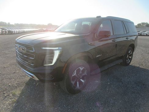 New 2026 GMC Yukon AT4 AWD/4WD image 9