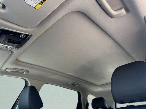 New 2026 Kia Sorento EX w/ EX Premium Package FWD image 23