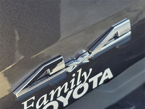 Used 2025 Toyota Tundra Limited image 9