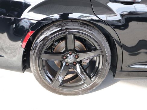 Used 2020 Chrysler 300 S RWD image 5