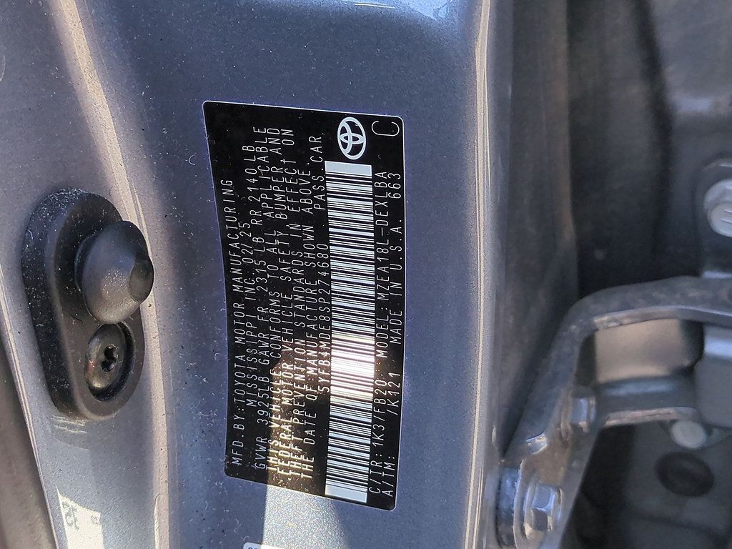 Certified 2025 Toyota Corolla LE FWD image 33