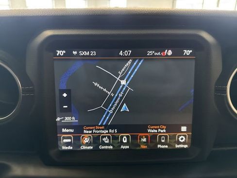 Used 2021 Jeep Gladiator Overland w/ Popular Equipment Package image 39