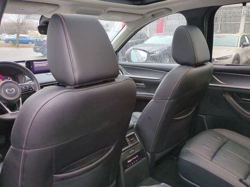 Used 2024 MAZDA CX-90 Plug-In Hybrid w/ Premium Pkg image 17